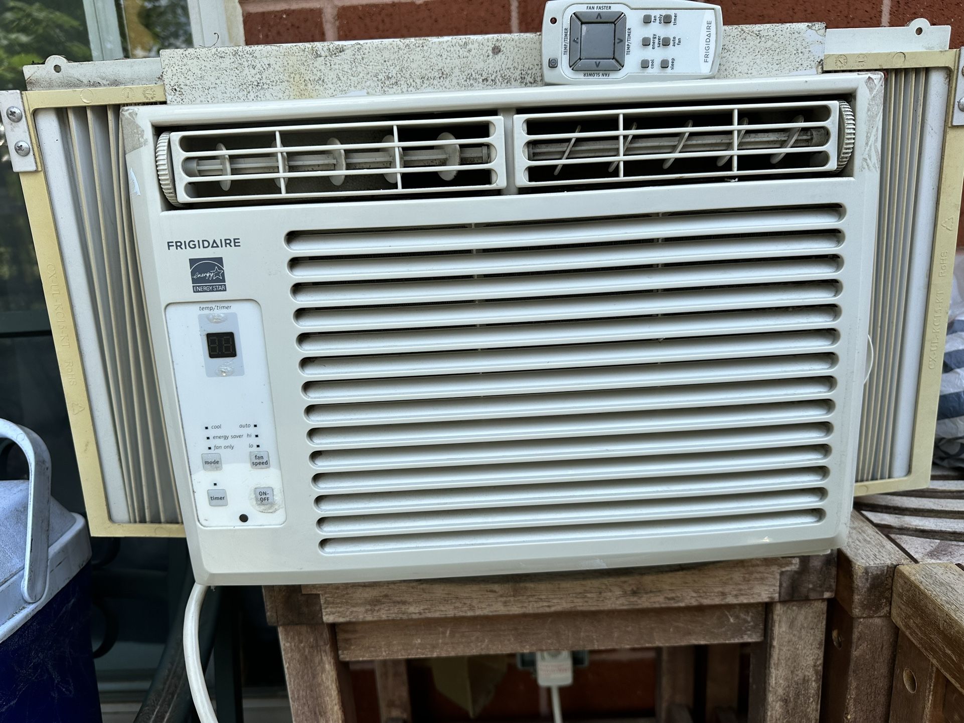 Frigidaire AC Unit