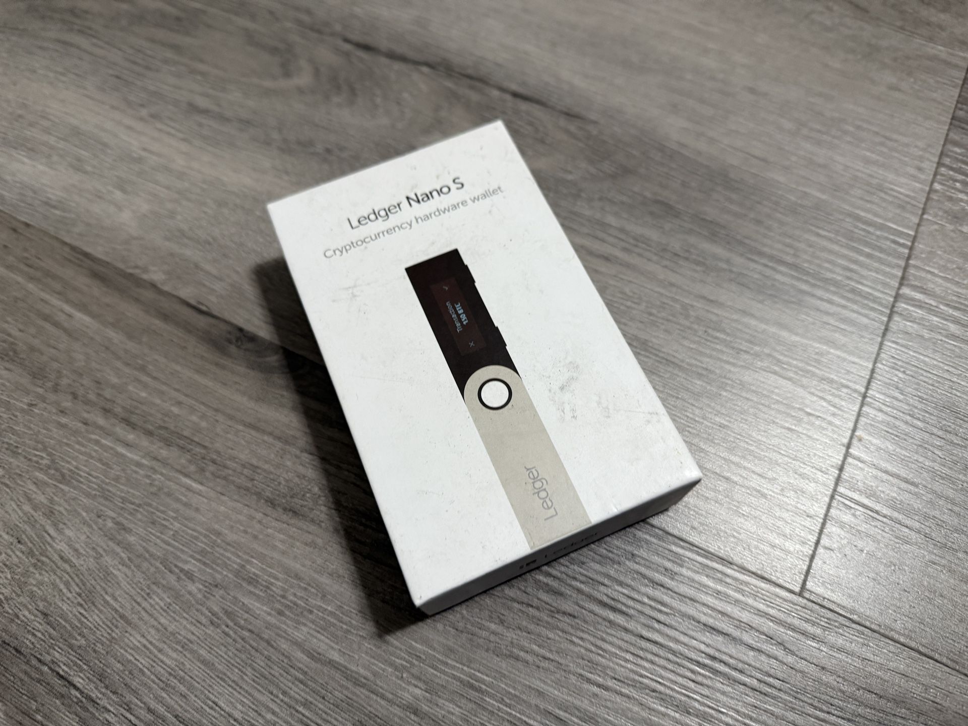 Ledger Nano S Crypto Wallet