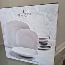 12 Piece Dinnerware Set