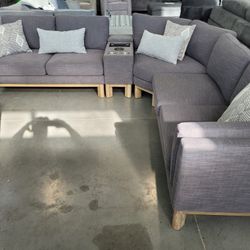 ⭐️⭐️⭐️ Sectionals In Stock - Take Home TODAY - Lots Of Sizes ⭐️⭐️⭐️