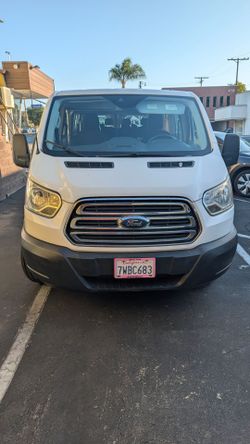 2017 Ford Transit 350 w/Low Roof w/60/40 Side Door Van