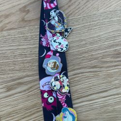 Disneyland Trading Pins – Alice in Wonderland Lanyard 🎢✨