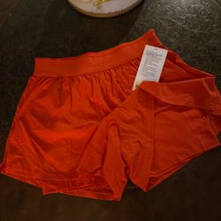 Lululemon License to train super high 2-1short 3.5”