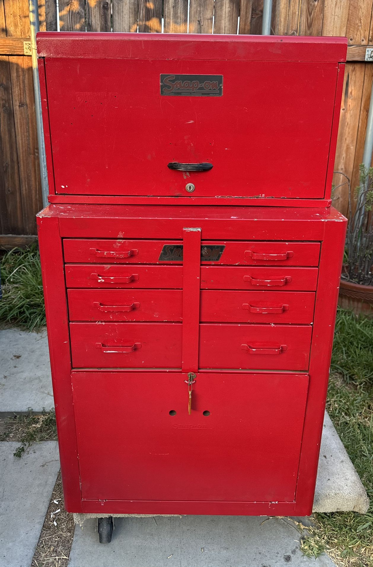 Vintage Snap On Tool Box - 7 Drawers w Top Chest - On Wheels