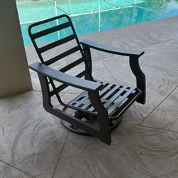 Patio Furniture 2 pc Set