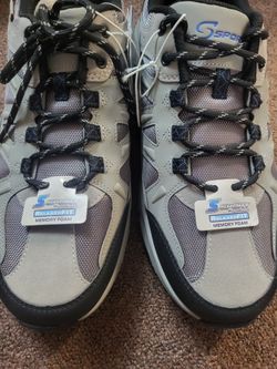 Men's shoes size 12