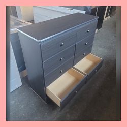 8 Drawer Dresser