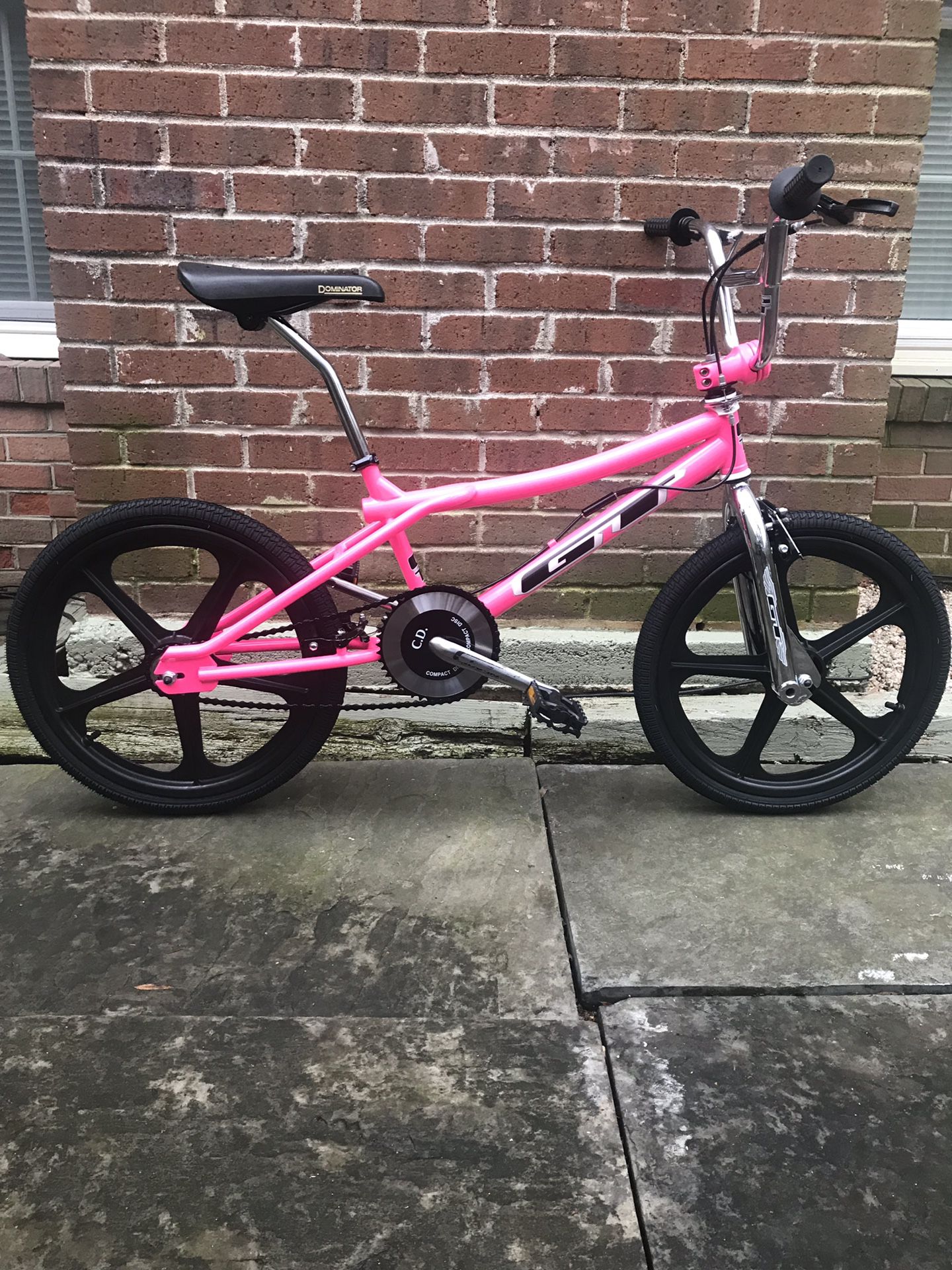 GT PRO PERFORMER [PINK] Completely Refurbished: 80’s STYLE FREESTYLE BMX BIKE!