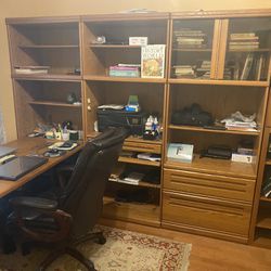 Home Office Wall Unit With Attached Table (Kane’s Furniture)
