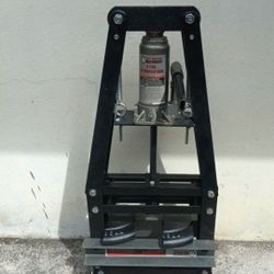 Bench Top Shop Press 6 Ton (It's Available)