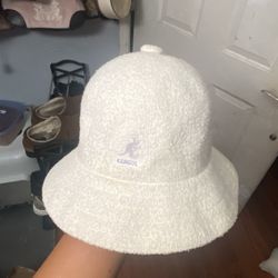 Bucket Hat 