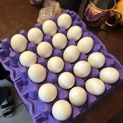 Vendo Huevos 🥚jumbo De 20 La Tapa Blancos O Colorados