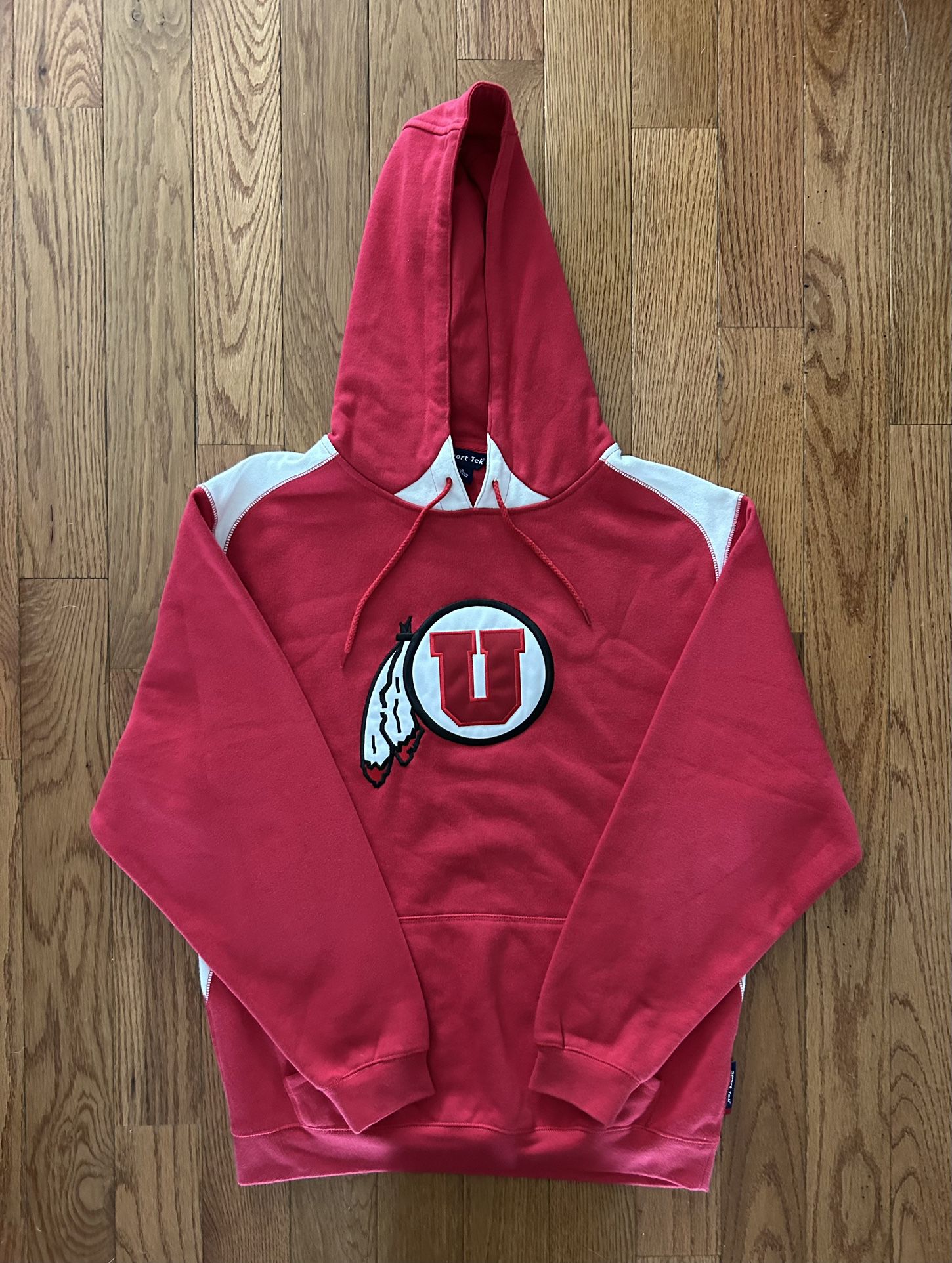 Utah Utes Sport-Tek Vintage Sewn Hoodie Size Small