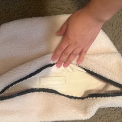 Free People Sherpa Bag Never Been Used :)