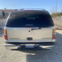 2003 Chevrolet Suburban