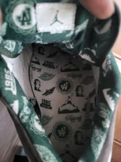 Original 1985 Retro Jordan's Low top..