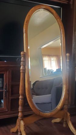 Oval mirror