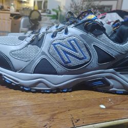 Men's New Balance Trail Running Shoe Size 10 $25