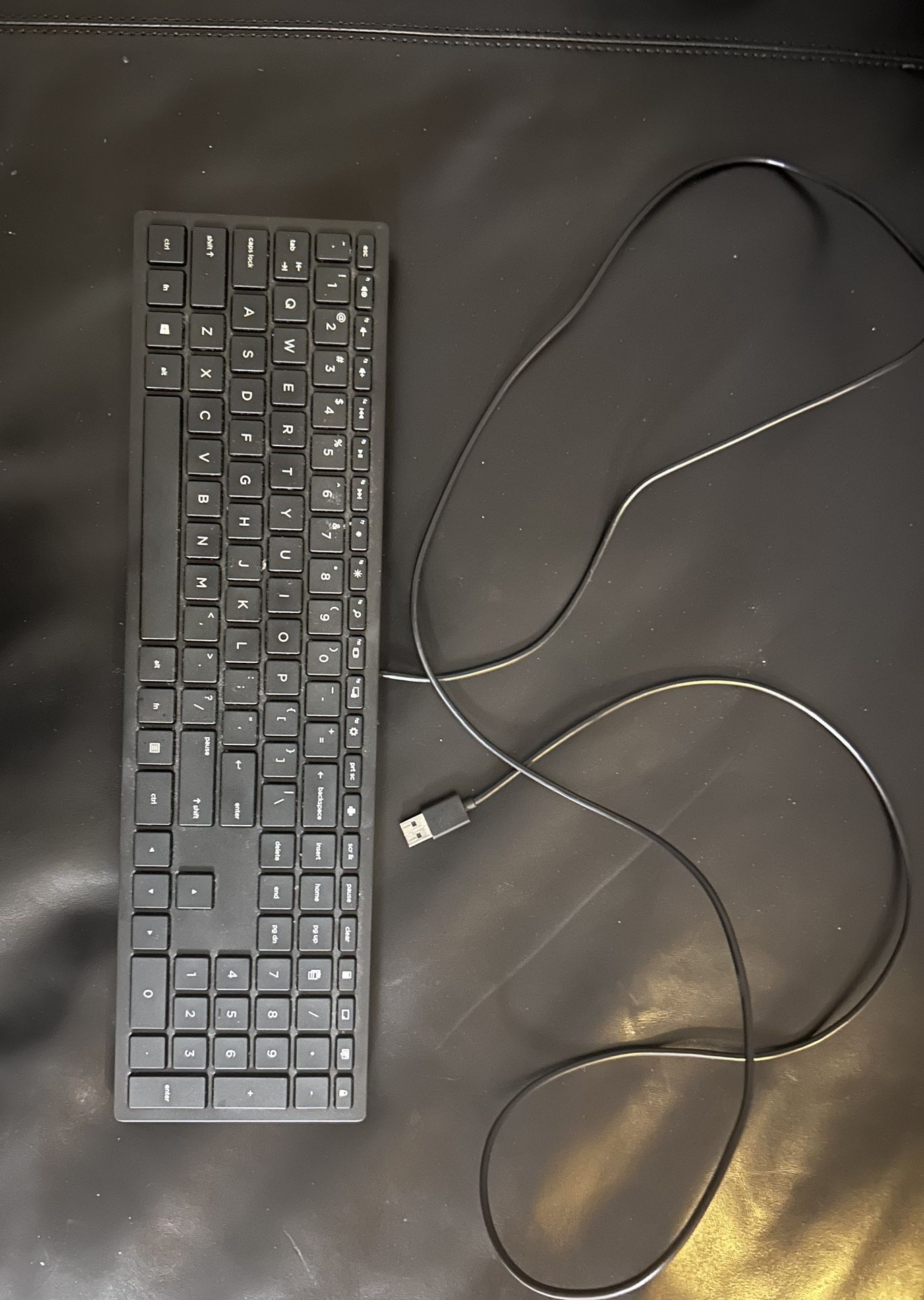 HP 230 USB Keyboard – Slim Design, Full Layout, Plug & Play