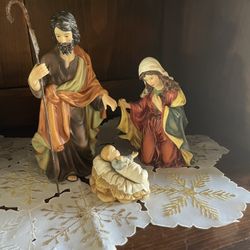 Christmas Around The World Holy Family Set