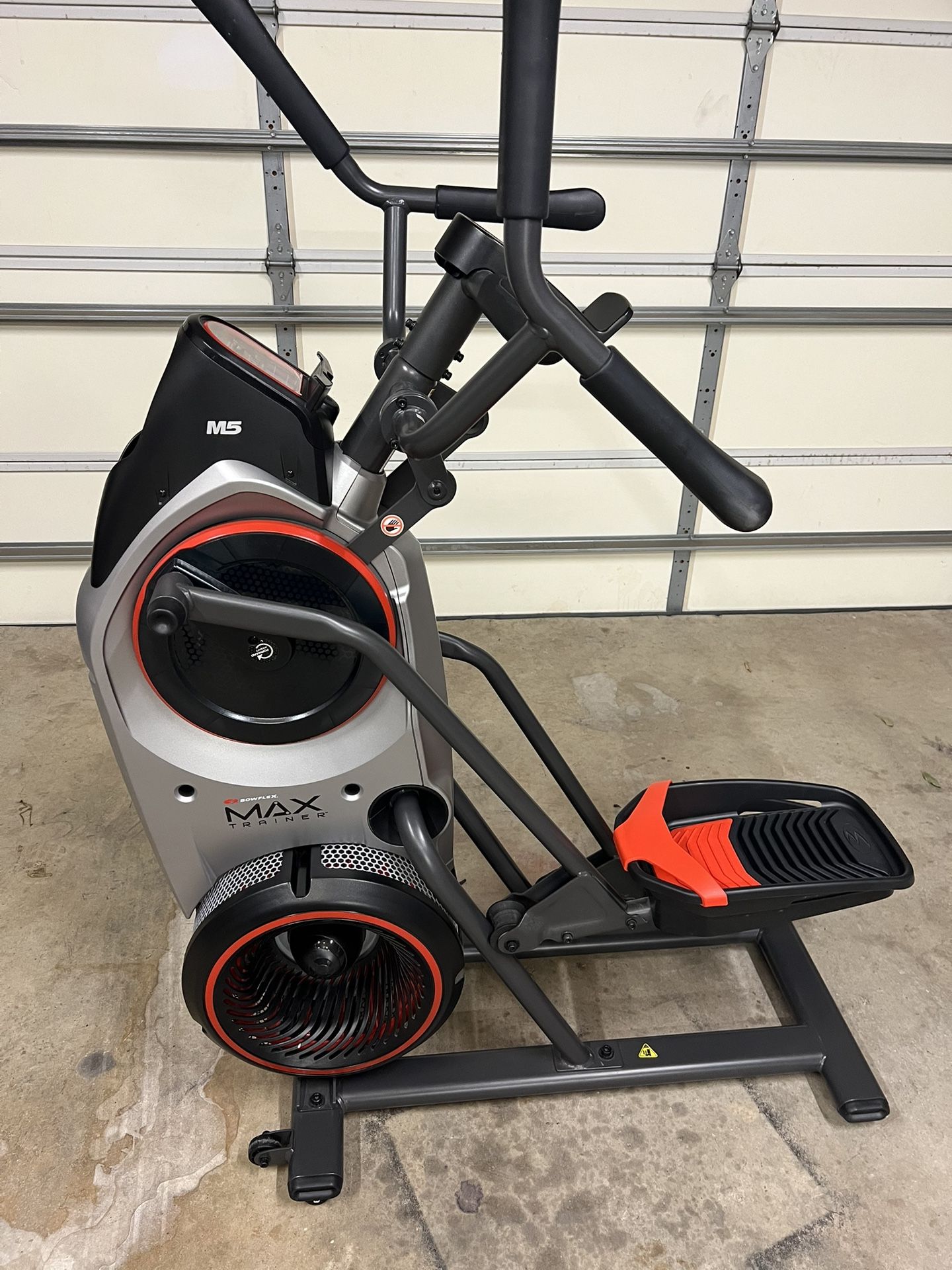BowFlex max Trainer M5