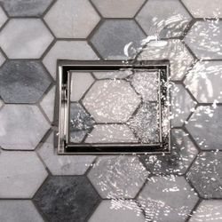 4X4 SQUARE DRAIN GRATE SS