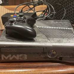 Xbox 360 MW3 Edition (with controller, all proper cables, and headphones)