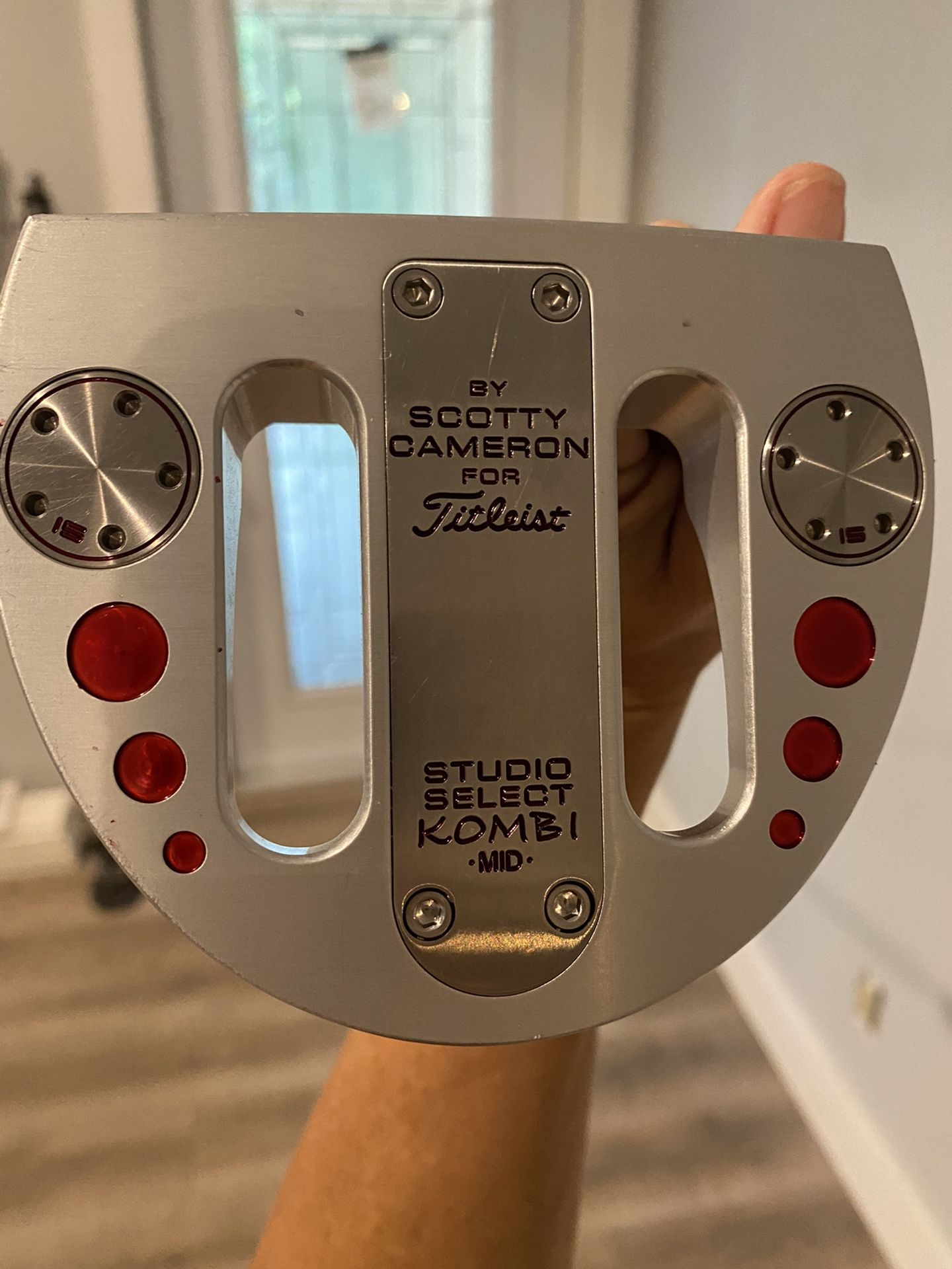 Scotty Cameron 43 Inch Studio Select Kombi MID Putter