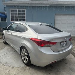 2012 Hyundai Elantra
