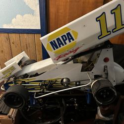 1/4 Predator Sprint Car