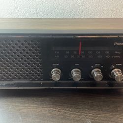 Vintage Panasonic AM-FM Tabletop Radio RE-6513 Tested and working!