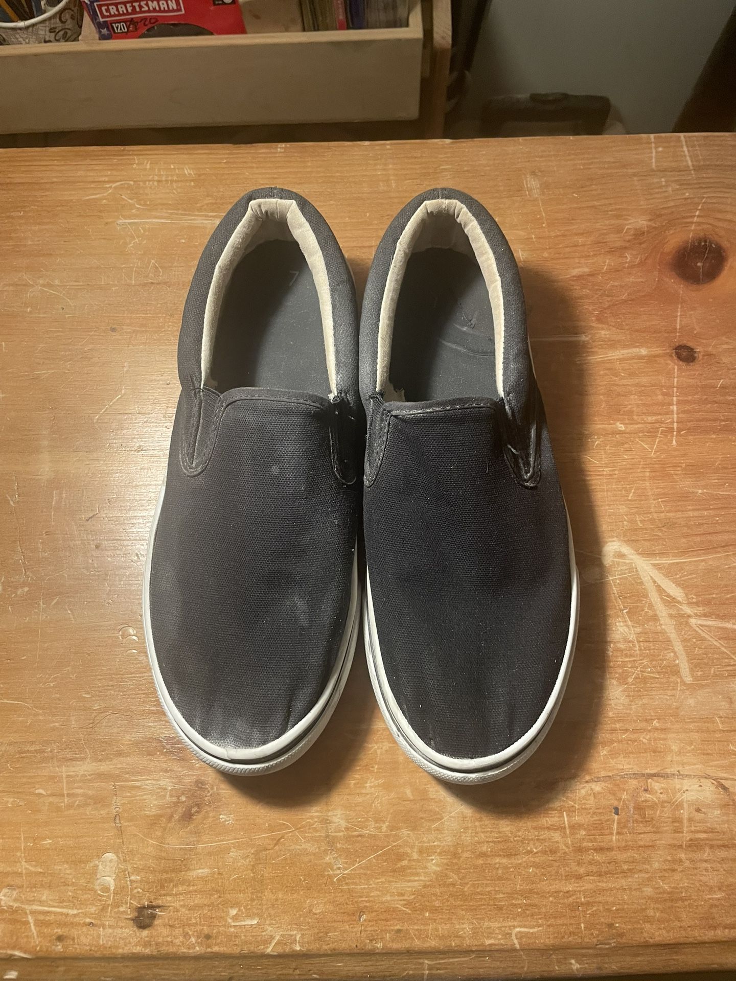 Black Vans look alike slip on trainers #skateboarding