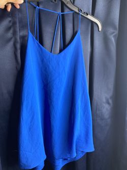 Woman top