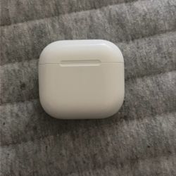 AirPods 4’s ANC