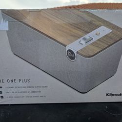 NEW Klpsch Bluetooth Speaker..