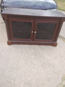 Nice TV stand  $25