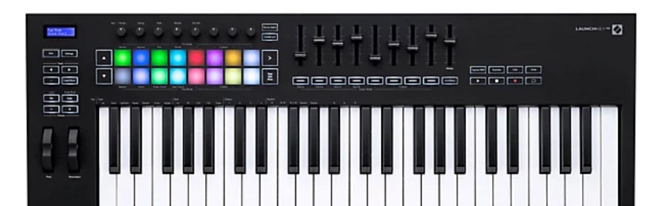 NOVATION LAUNCH KEY KEYBOARD WITH BEAT PAD