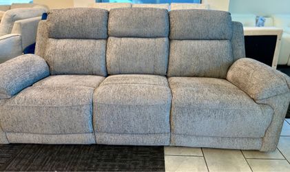 Grey Fabric 3-Seater Recliner Sofa w/ Console & USB Ports