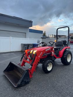 2022 Branson 2510h tractor