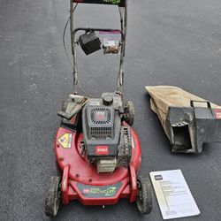 Non-running TORO Super Recyler Mower Model 20475
