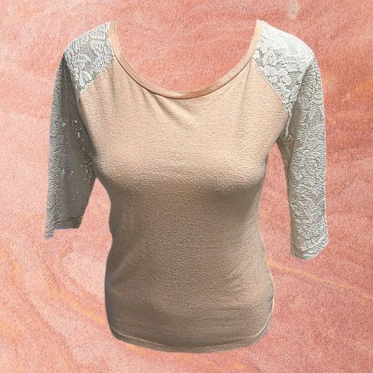 Women's Delia's Long Sleeve Shirt