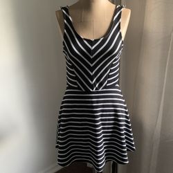 Bethany Mota XS Dress
