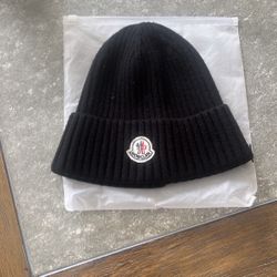 Moncler Men’s Beanie Black