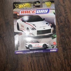 Hot Wheels Race Day 2023 Nissan Z GT4