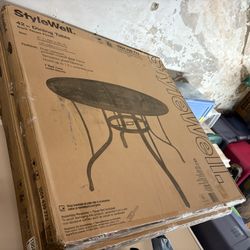 StyleWell GlassToo Patio Table (Retails For 89$)