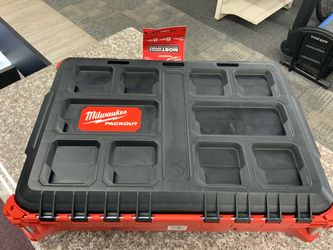 Milwaukee PACKOUT 22 in. Medium Red Tool Box with 75 lbs. Weight Capacity