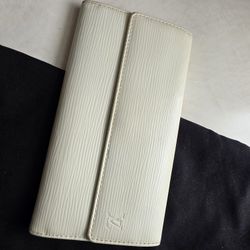 Louis Vuitton White Epi Long Wallet 