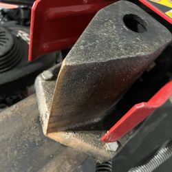 Troy Built Log Splitter 27 Ton vertical and horizontal