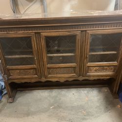 "china" Cabinet top Only 