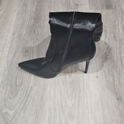 Leather High Heeled Boots For Sale